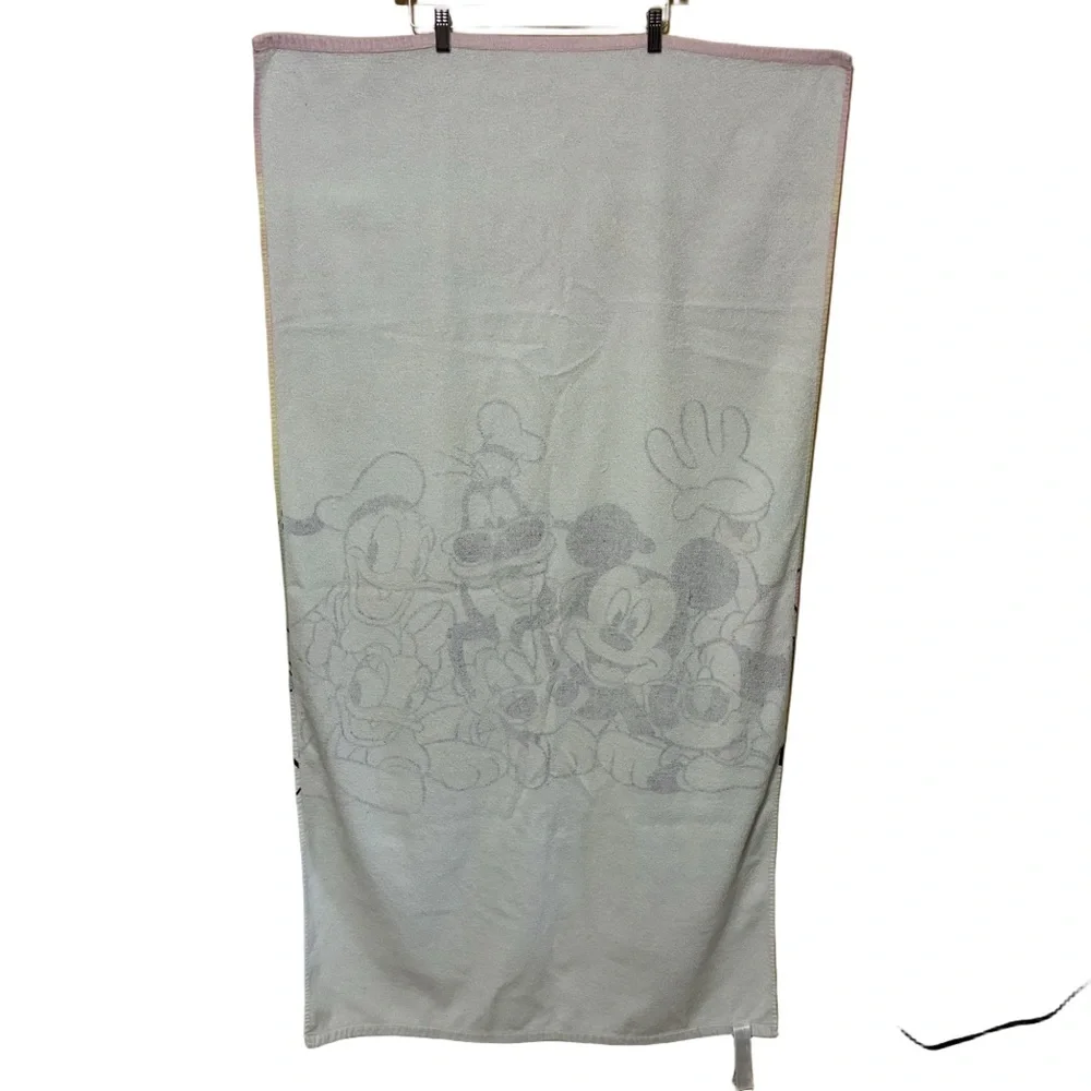 Disney Parks Mickey & Friends Beach Towel Beach Buddies 59”x29”